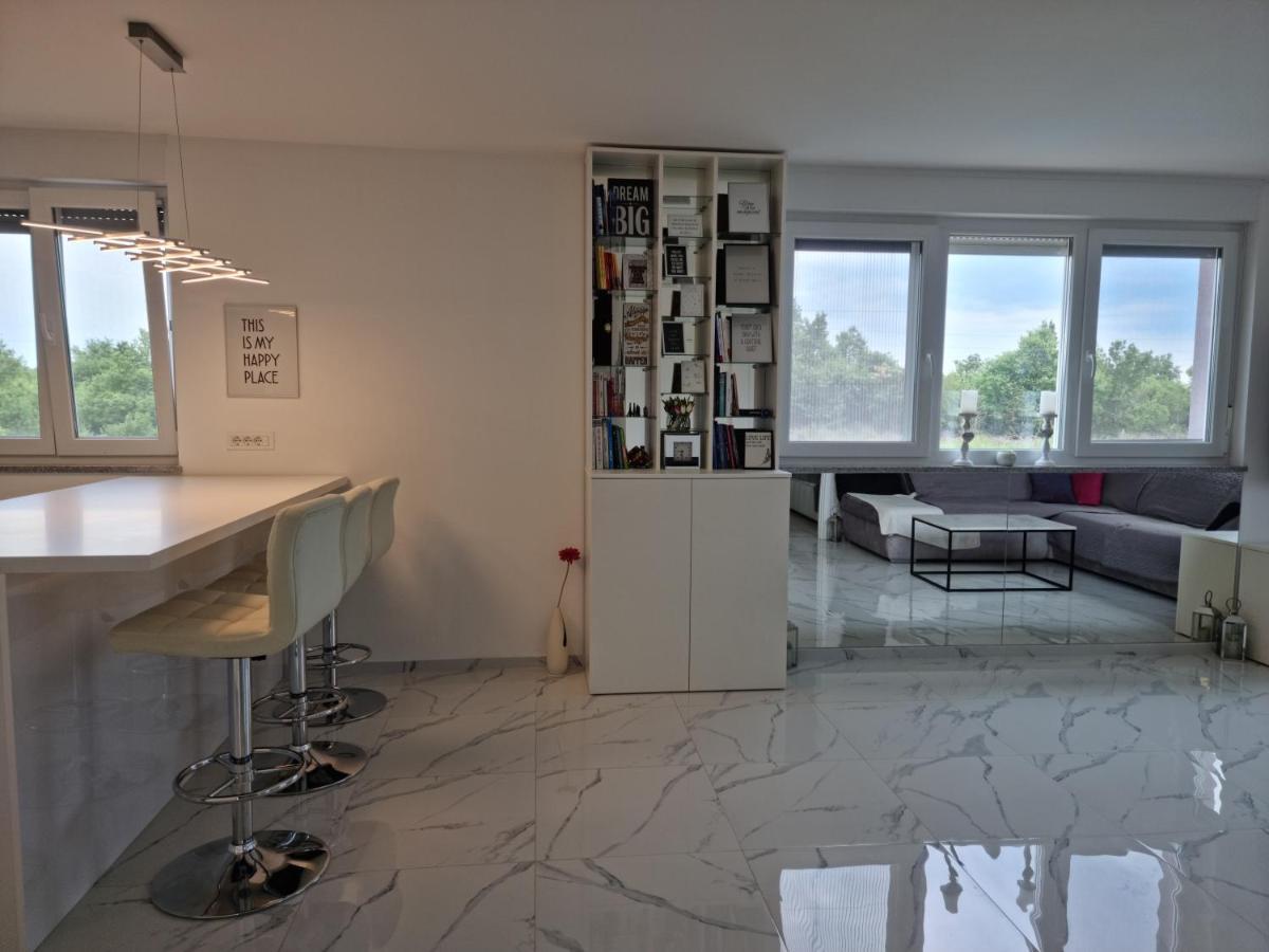 Luxury Apartment Umag Luaran gambar